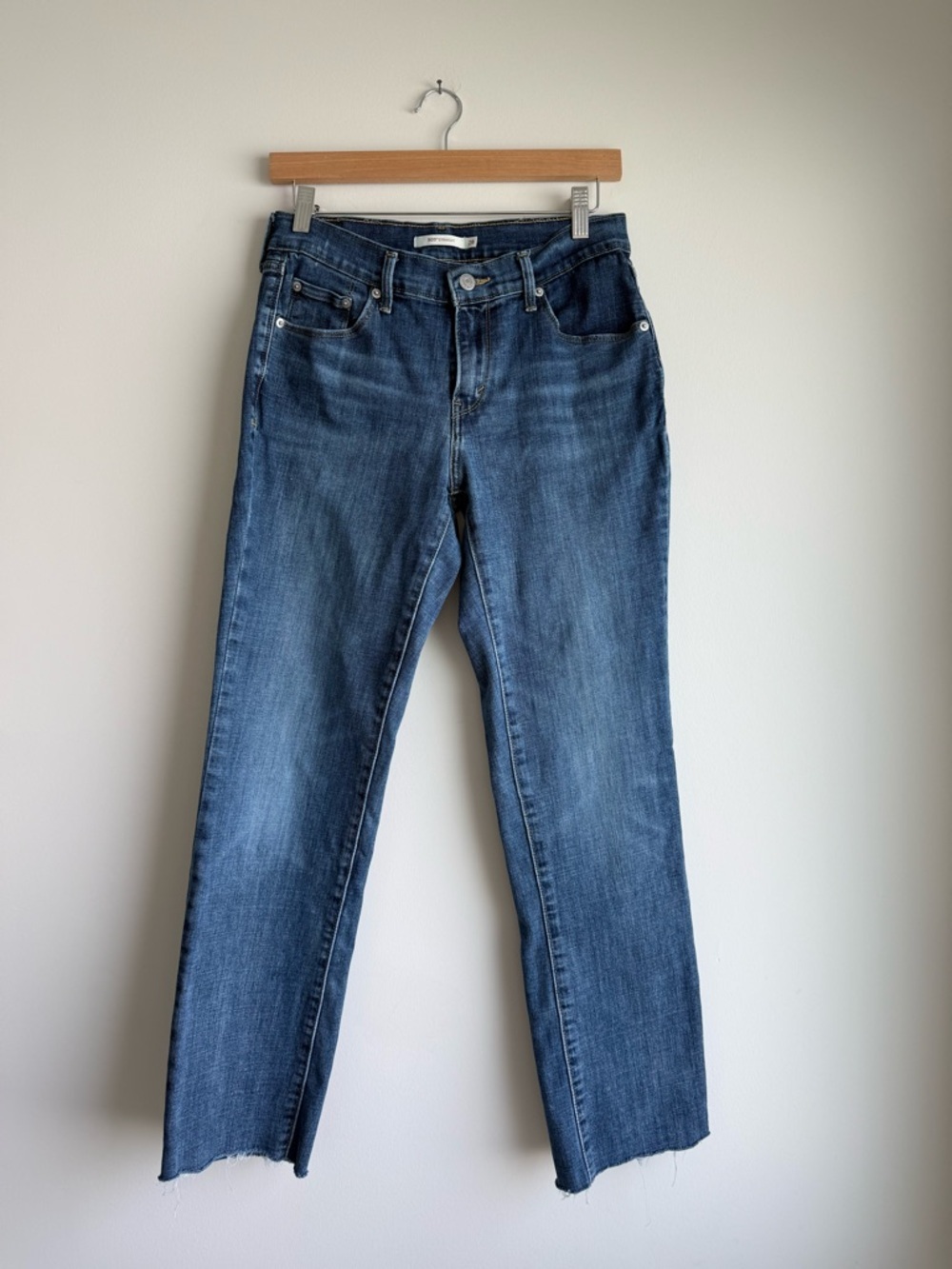 Levi’s 505 Straight Raw Hem Jeans Size 28
